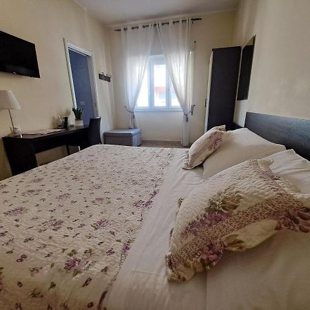 에코 B&B 마렐라 로마 외부 사진